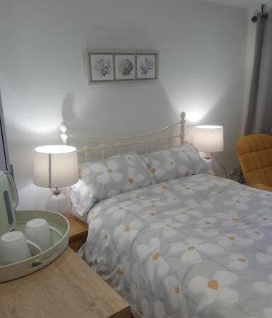 1 Bedroom Guest Suite Near City Centre. Gloucester Ngoại thất bức ảnh